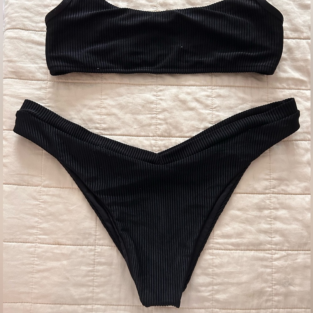 Frankie’s bikinis - medium Enzo bottoms black ribbed